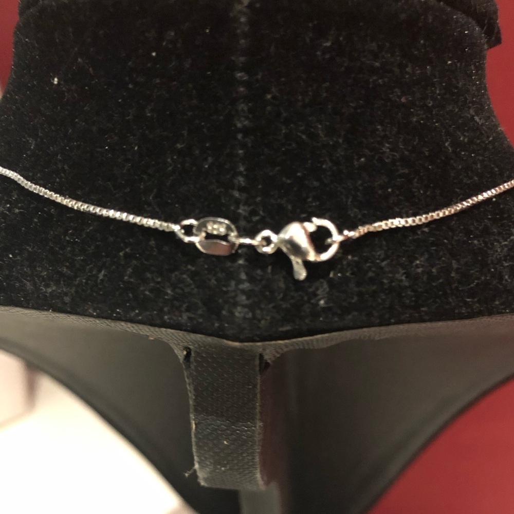 3/$40 Cube Rhinestone necklace - Picture 4 of 4